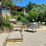Holiday home Mike's Dinghy House By Interhome *