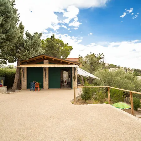 Villa Mike's Dinghy House By Interhome *