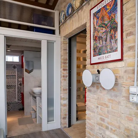 Mike's Dinghy House By Interhome Villa *