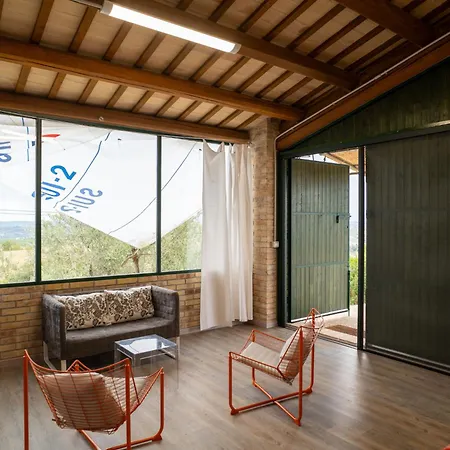 Mike's Dinghy House By Interhome *