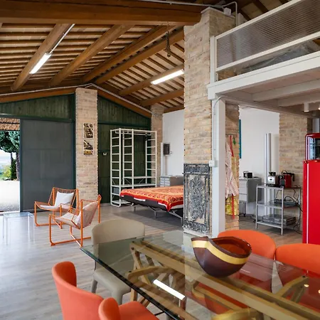 Mike's Dinghy House By Interhome Villa